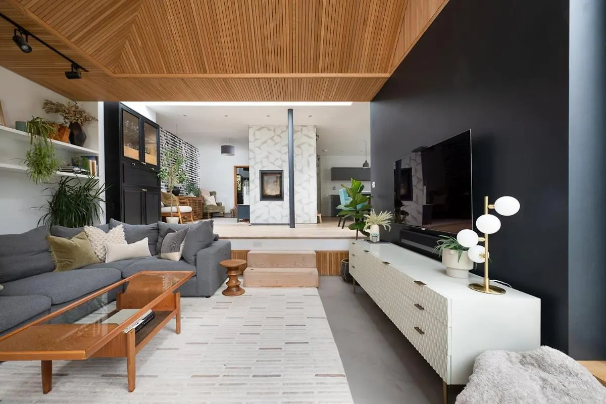 Cambridge Skylit Serenity: Family-Friendly Retreat Дом отдыха Кембридж