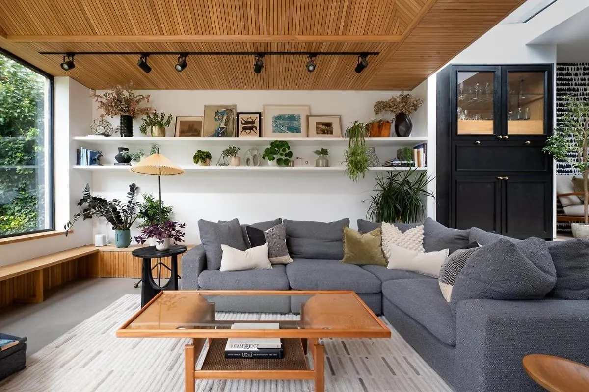 Дом отдыха Cambridge Skylit Serenity: Family-Friendly Retreat Великобритания